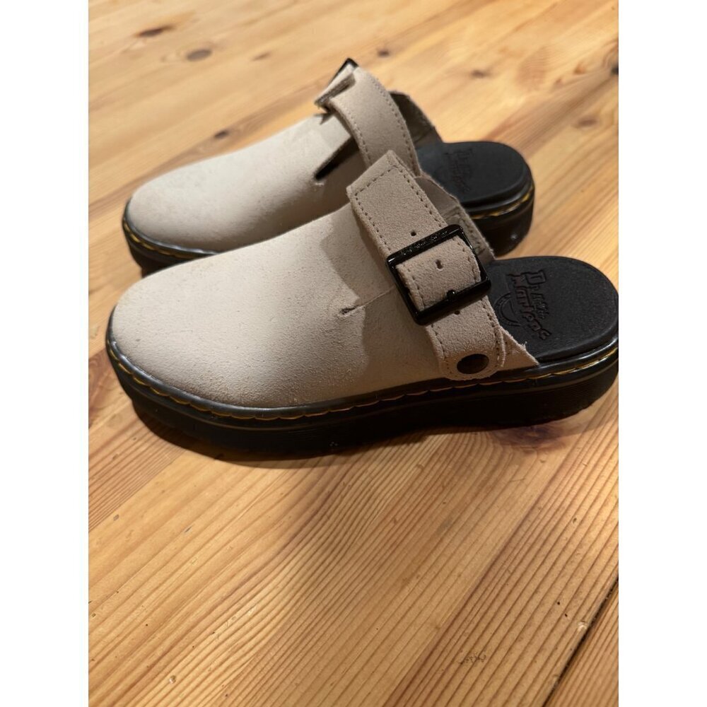 Dr. Martens Cream Suede Mule Clogs with Black Soles - Picture 4 of 6